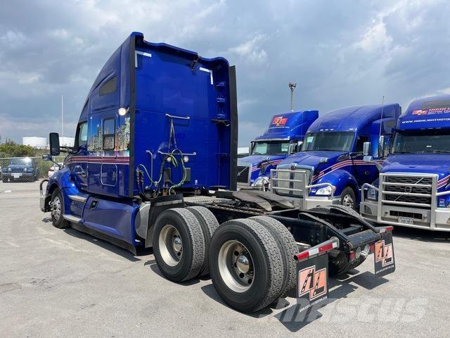 Kenworth T680 وحدات الجر