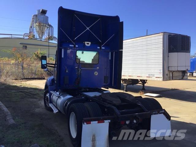 Kenworth T680 وحدات الجر