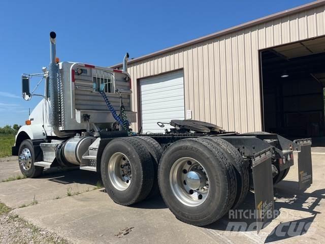 Kenworth T800 وحدات الجر