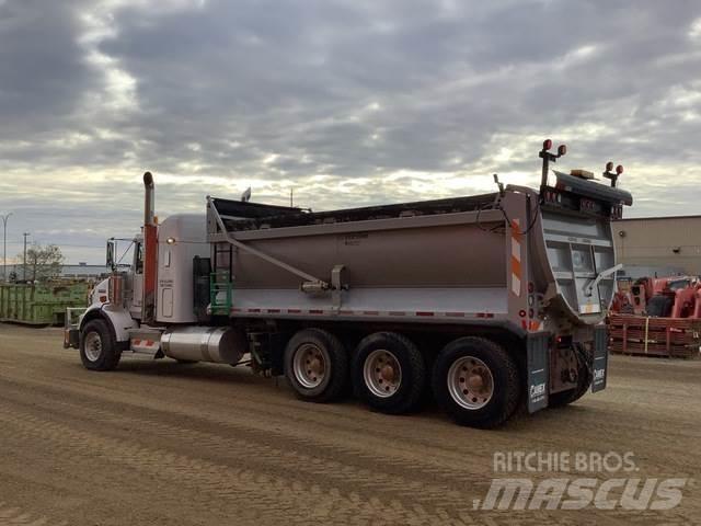 Kenworth T800 شاحنات قلابة