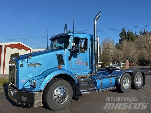 Kenworth T800 وحدات الجر