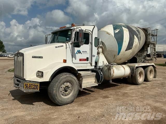 Kenworth T800 شاحنات أخرى