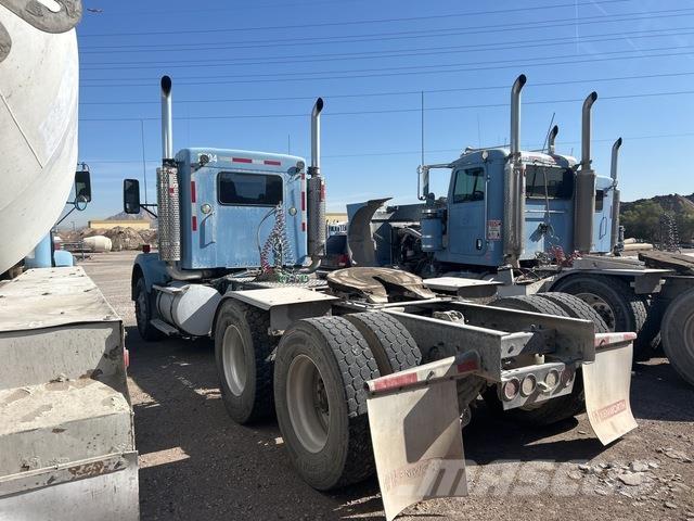 Kenworth T800 وحدات الجر