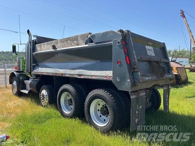 Kenworth T800 شاحنات قلابة