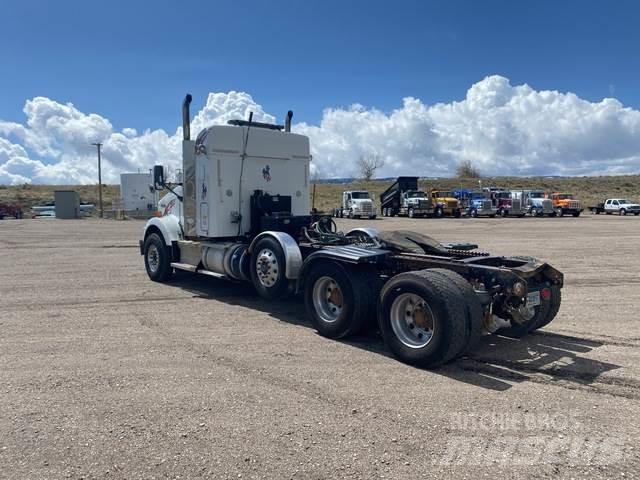 Kenworth T800 وحدات الجر