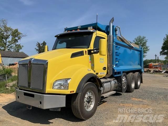 Kenworth T800 شاحنات قلابة