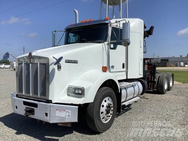 Kenworth T800 شاحنات أخرى