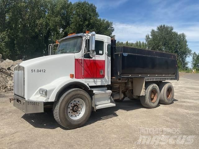 Kenworth T800 شاحنات قلابة