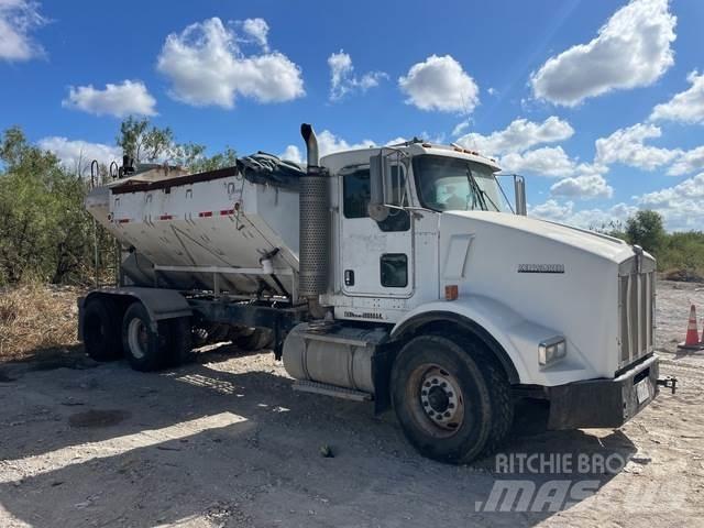 Kenworth T800 شاحنات خرسانة