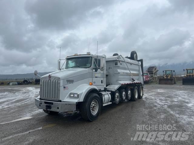 Kenworth T800 شاحنات قلابة