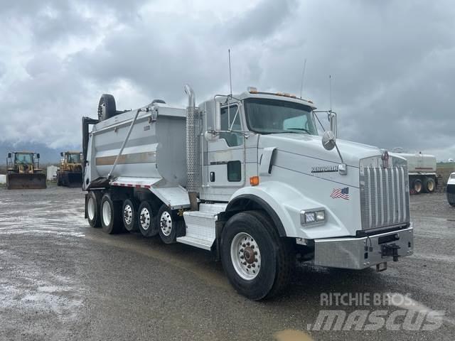 Kenworth T800 شاحنات قلابة