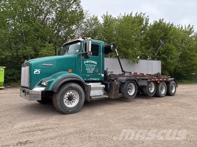 Kenworth T800 شاحنات لوادر