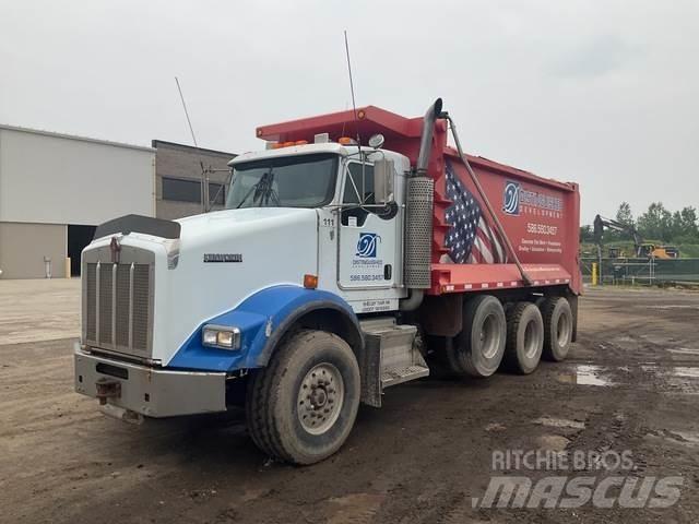 Kenworth T800 شاحنات قلابة