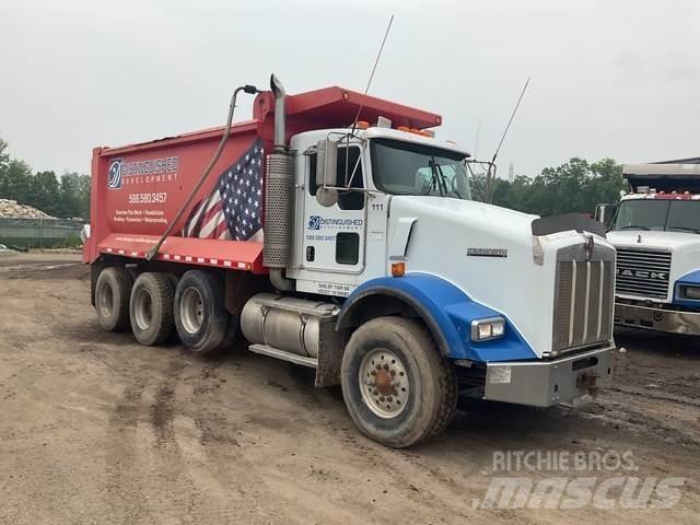 Kenworth T800 شاحنات قلابة