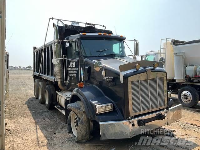 Kenworth T800 شاحنات قلابة
