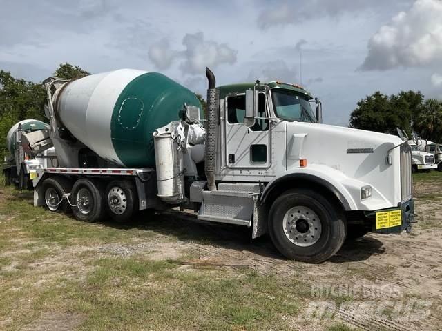 Kenworth T800 شاحنات أخرى