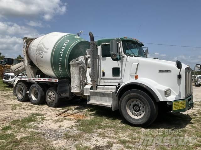 Kenworth T800 شاحنات أخرى