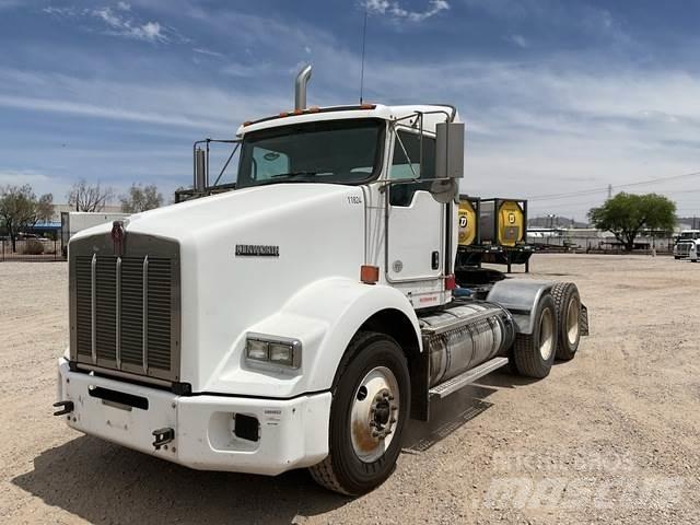Kenworth T800 وحدات الجر