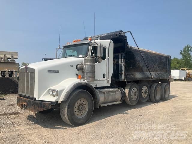 Kenworth T800 شاحنات قلابة