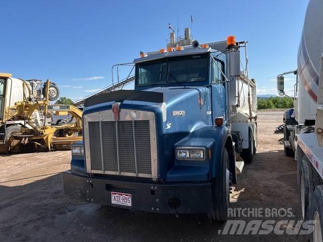 Kenworth T800 شاحنات قلابة