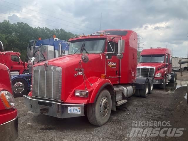 Kenworth T800 وحدات الجر