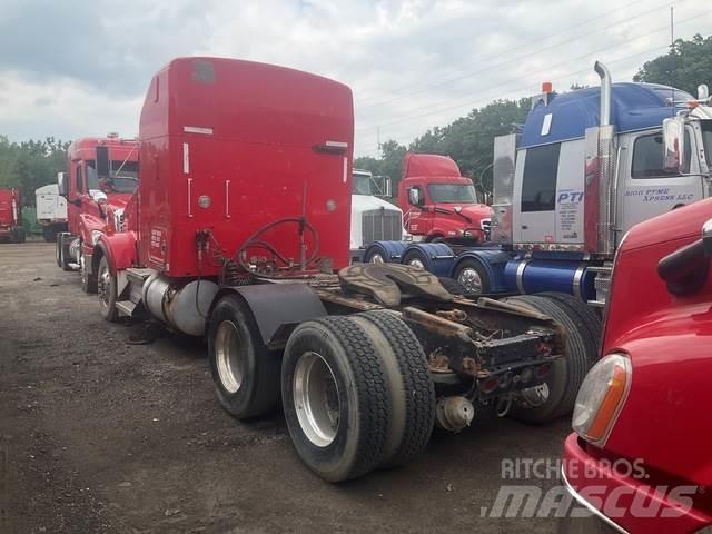 Kenworth T800 وحدات الجر