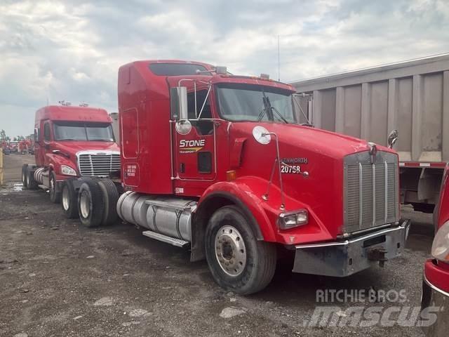 Kenworth T800 وحدات الجر