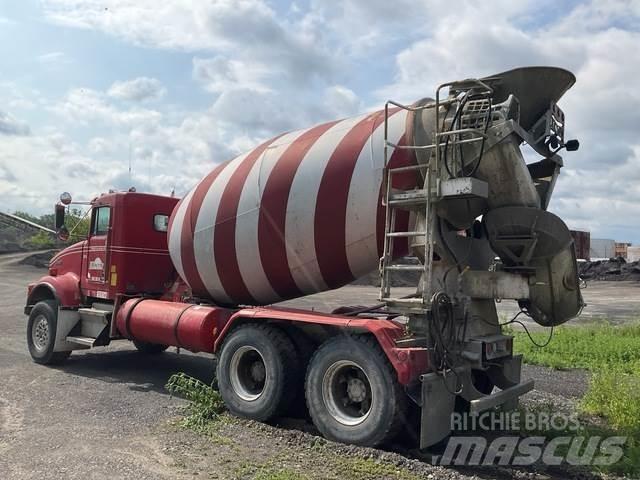 Kenworth T800 شاحنات أخرى