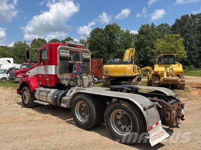 Kenworth T800 وحدات الجر