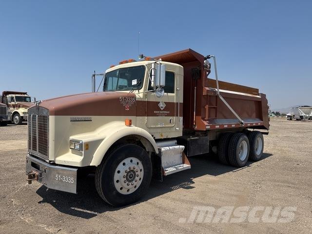Kenworth T800 شاحنات قلابة
