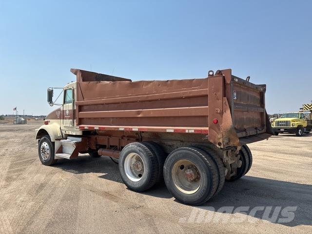 Kenworth T800 شاحنات قلابة