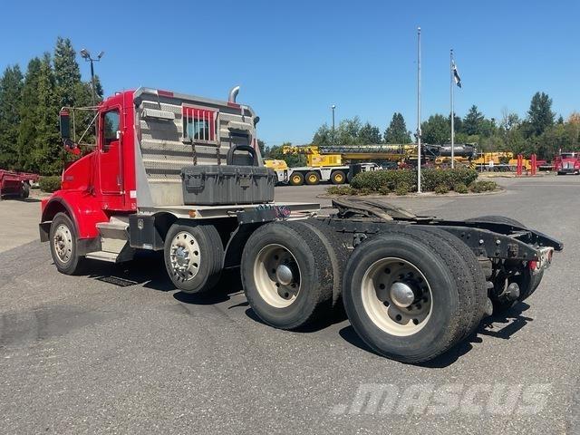 Kenworth T800 وحدات الجر