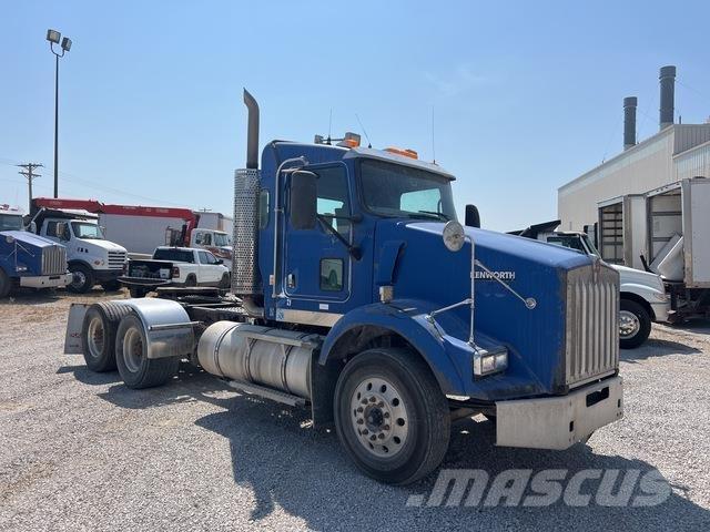 Kenworth T800 وحدات الجر
