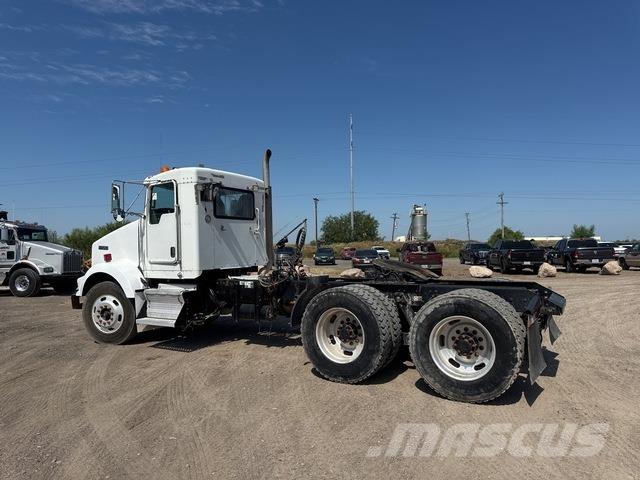 Kenworth T800 وحدات الجر