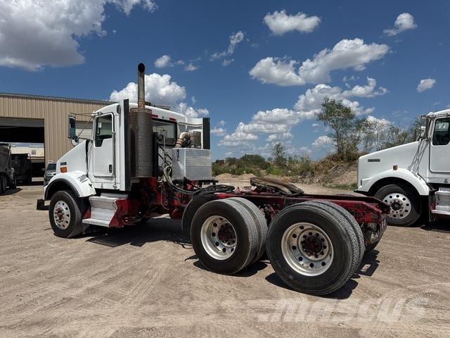 Kenworth T800 وحدات الجر