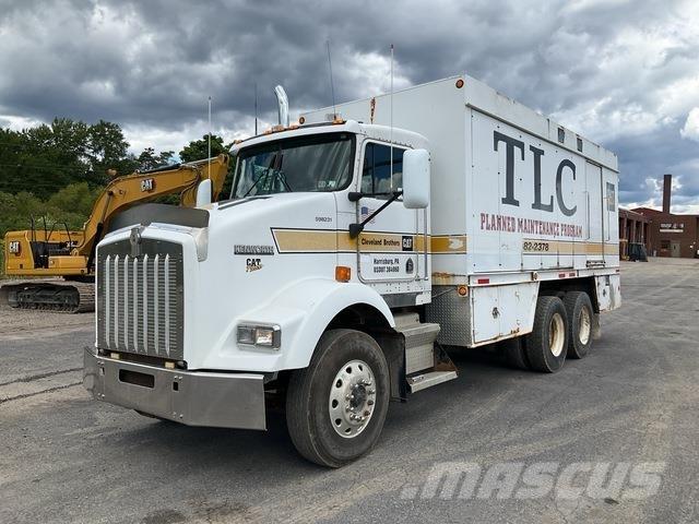 Kenworth T800 شاحنات ذات صهاريج