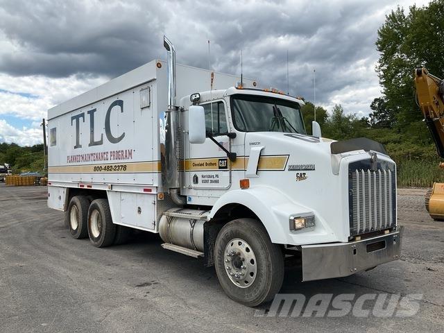Kenworth T800 شاحنات ذات صهاريج