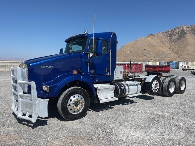 Kenworth T800 وحدات الجر