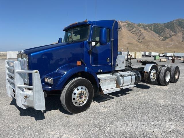 Kenworth T800 وحدات الجر