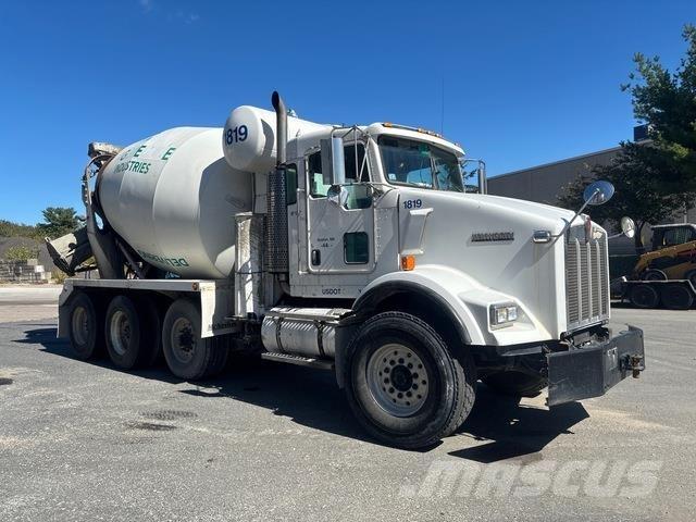 Kenworth T800 شاحنات أخرى