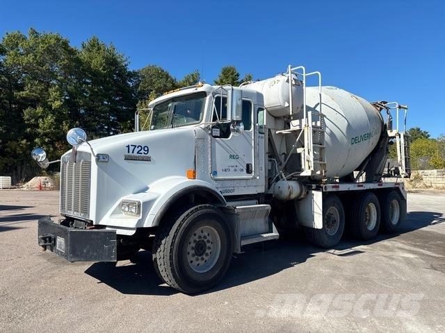Kenworth T800 شاحنات أخرى