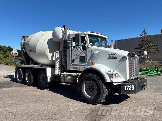 Kenworth T800 شاحنات أخرى
