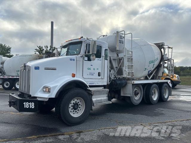 Kenworth T800 شاحنات أخرى