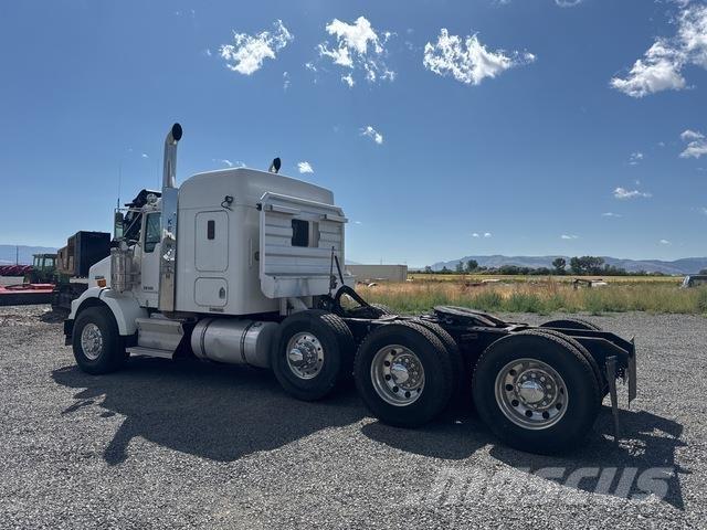 Kenworth T800 وحدات الجر