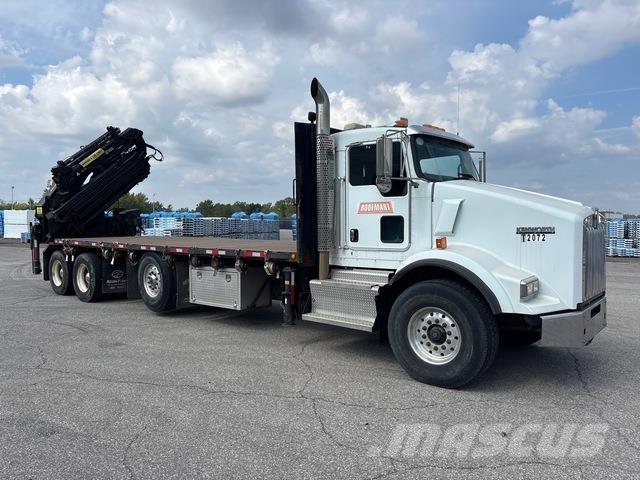 Kenworth T800 شاحنات الرافعات