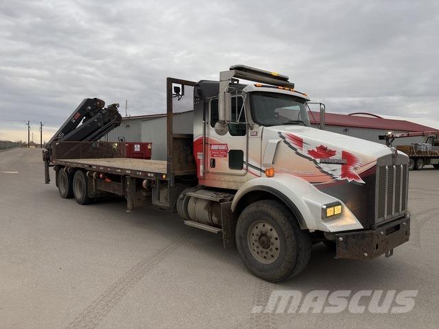 Kenworth T800 شاحنات الرافعات