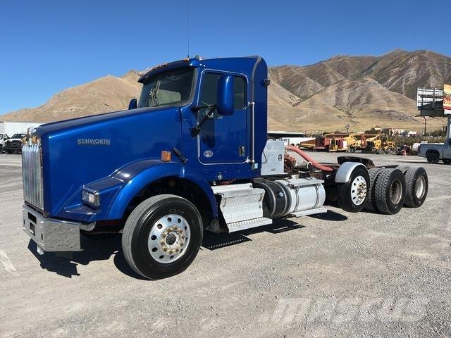 Kenworth T800 وحدات الجر