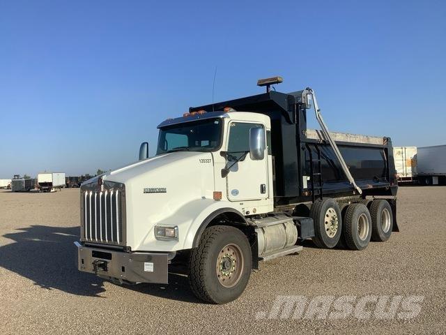 Kenworth T800 شاحنات قلابة