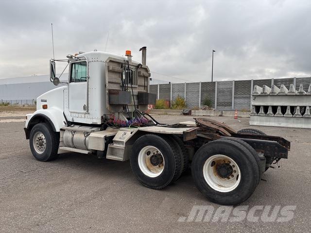 Kenworth T800 وحدات الجر