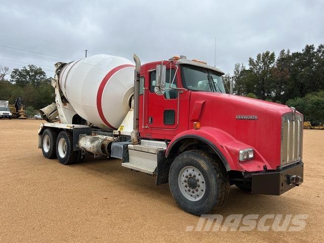 Kenworth T800 شاحنات أخرى